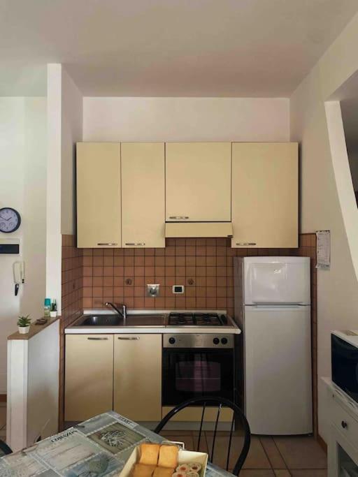 Fonzi'S House Apartment La Spezia Ngoại thất bức ảnh