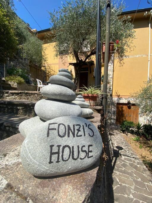 Fonzi'S House Apartment La Spezia Ngoại thất bức ảnh